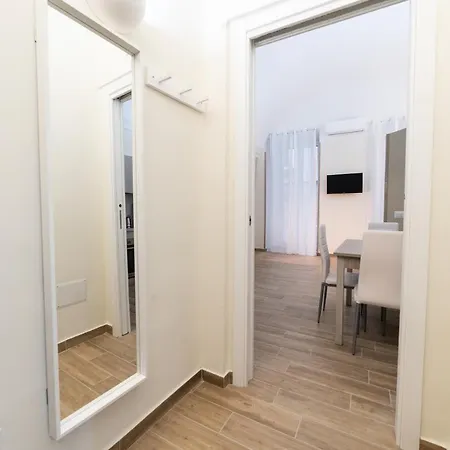 Apartment Villari 48 - 2 *